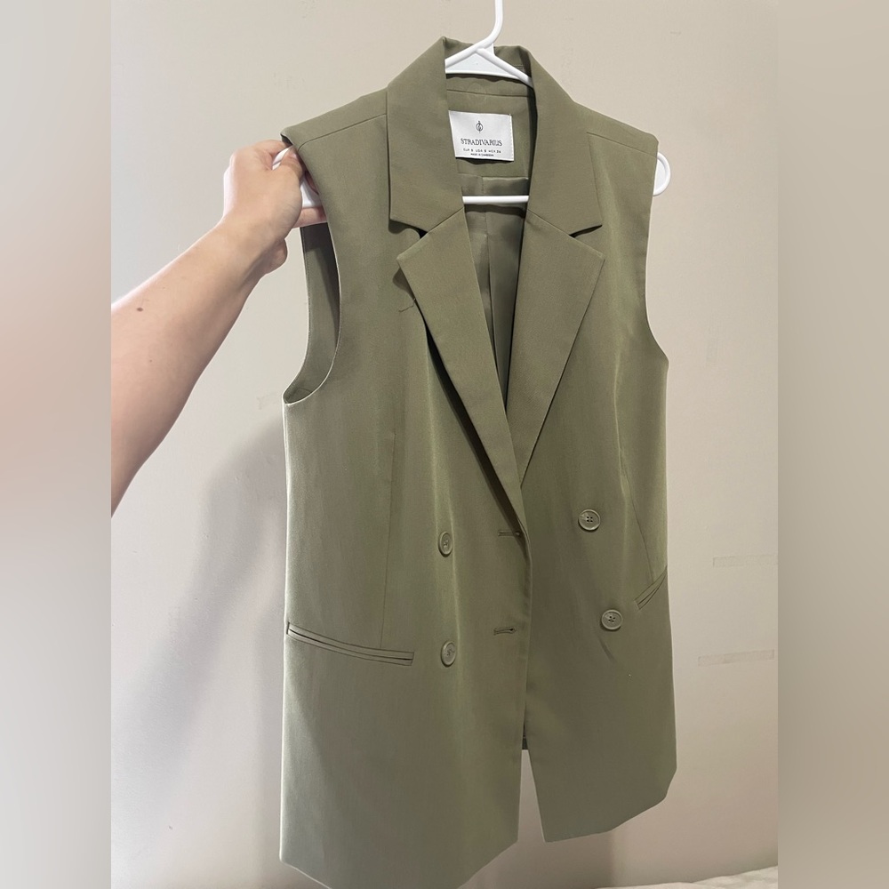 Stradivarius Green Vest with Notched Lapels - Picture 1 of 4